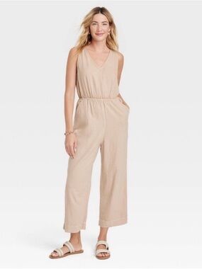 Universal Thread Women's Sleeveless Jumpsuit Tan Size XS